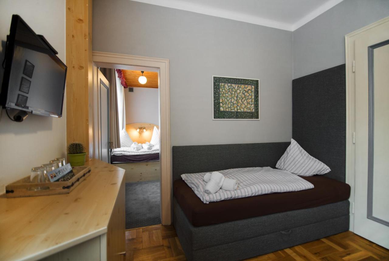 Pension Ayky Jablonec nad Nisou Buitenkant foto