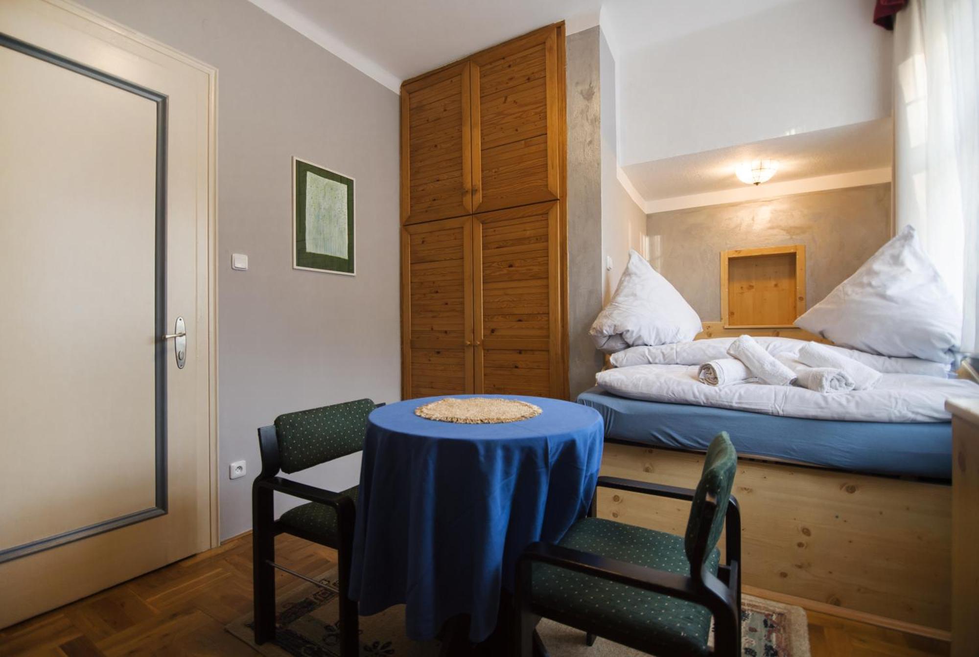 Pension Ayky Jablonec nad Nisou Kamer foto